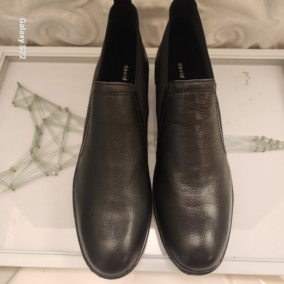 David Tate "Naya" Black Leather Slip on booties. NIB. Size 10 Narrow - Picture 3 of 11